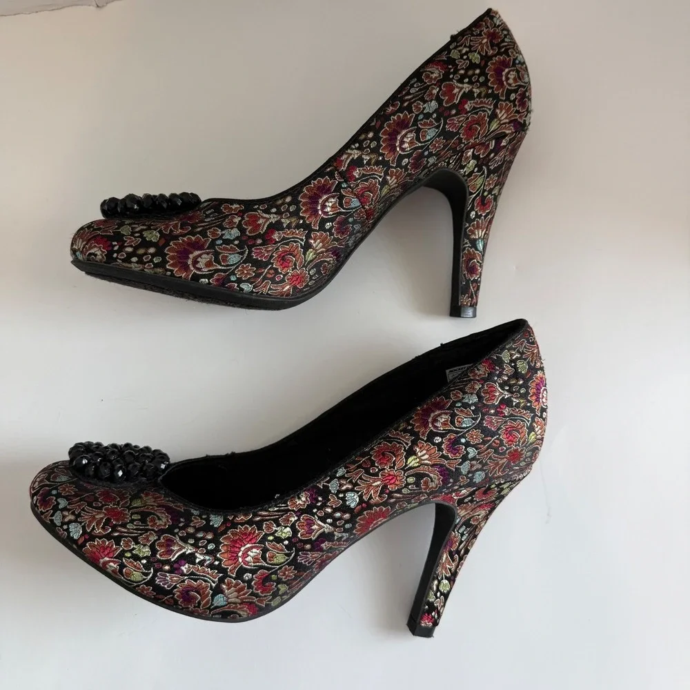 Rocket Dog Floral Tapestry Brocade‎ Beaded Pumps Boho Black Multi Womens 8M
